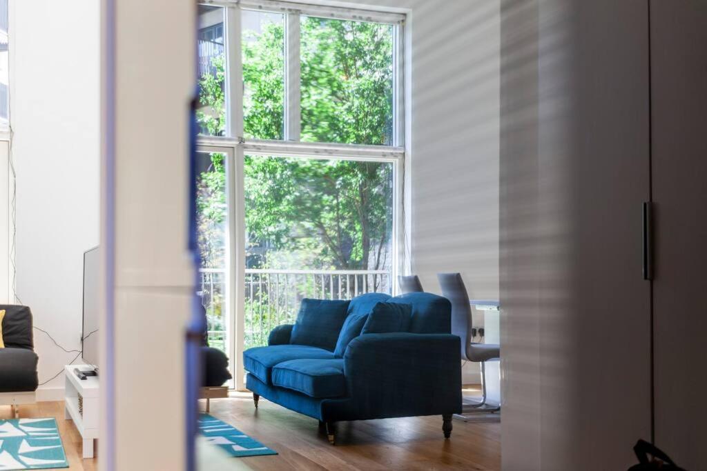 Stunning New 3 Bdr Duplex Wbalcony, East London Lejlighed Eksteriør billede